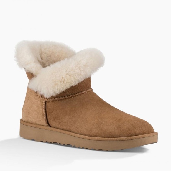 UGG Women's Classic Cuff Mini in Chestnut Size 11 - Picture 10 of 11